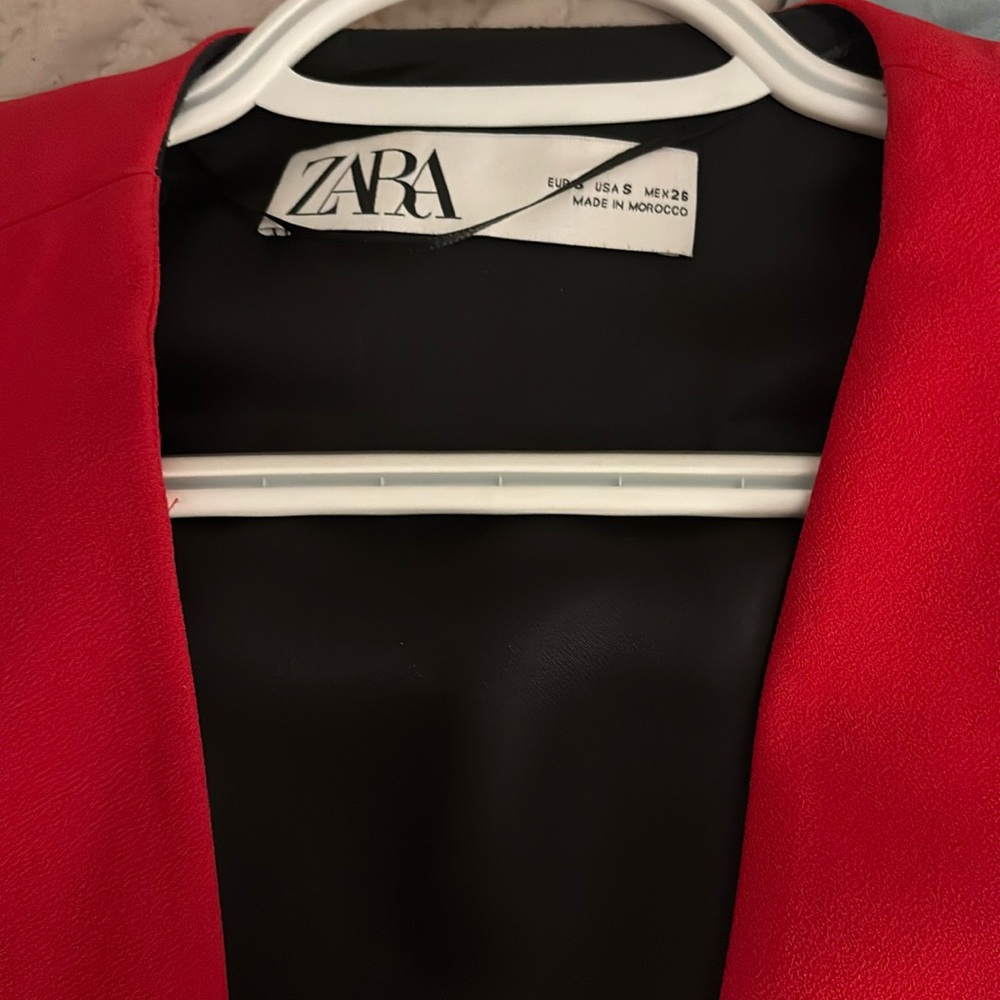 Red Zara Cape in Size Small